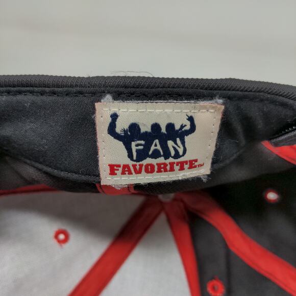 Fan Favorite MLB Chicago Cubs Strapback Hat Embroidered Logos Black Red OSFA - Picture 12 of 12